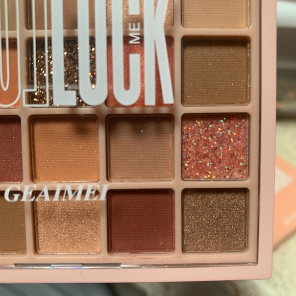 GEAIMEI Peach Gift Box with Luck Design - Picture 5 of 6